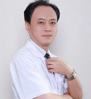 李坚