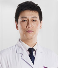 曹德华