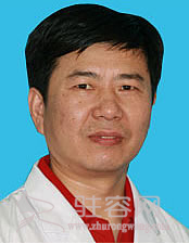 　　余成坤