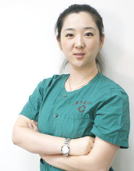 李佳