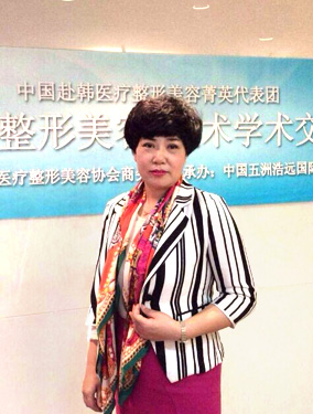 李红