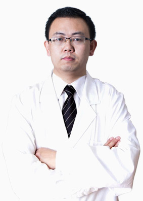 李伟华